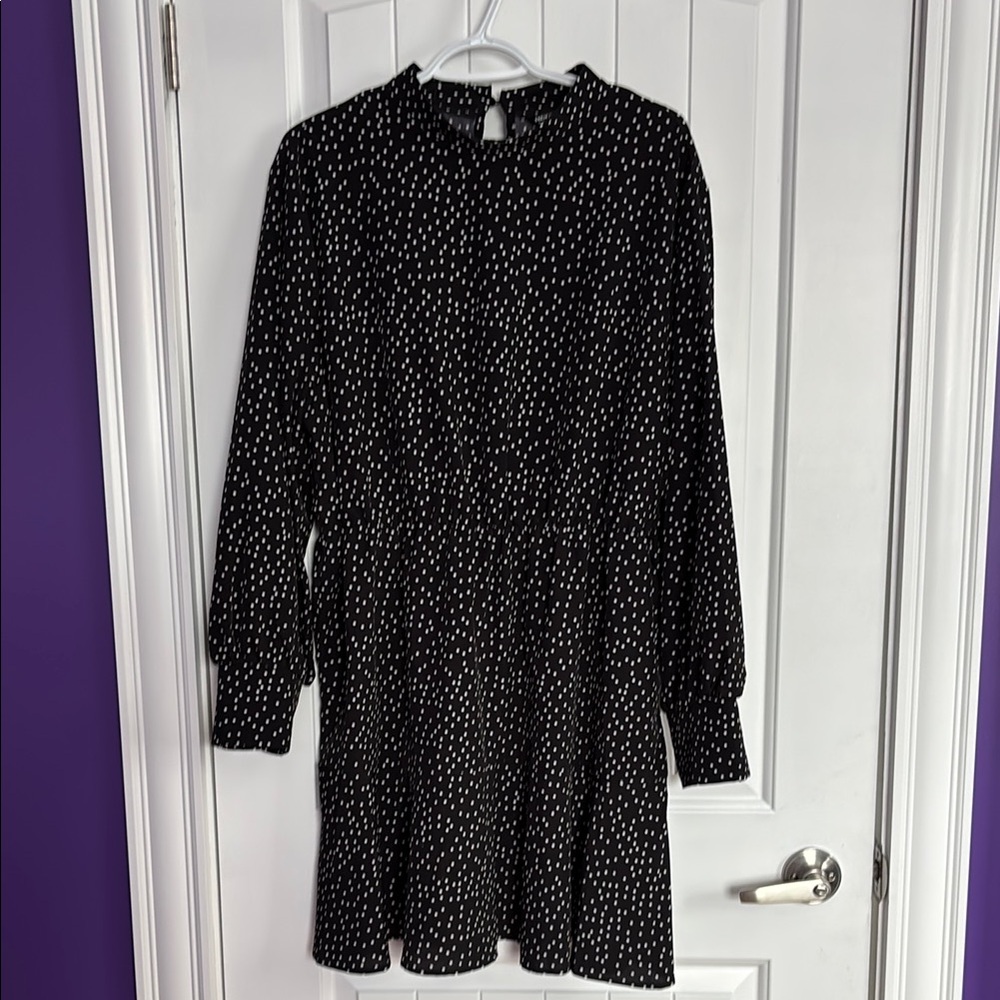 Stylish Black and White Dress